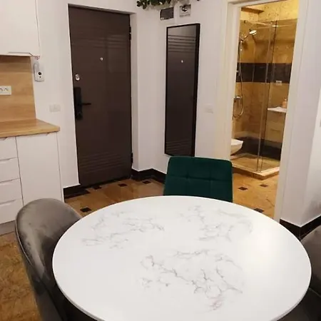 Superb Tomis - Vis A Vis Azimuth & Lounge Apartament *