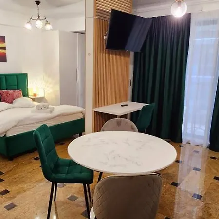 Superb Tomis - Vis A Vis Azimuth & Lounge Năvodari
