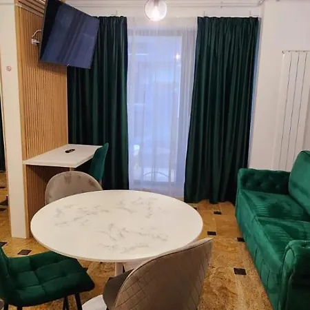 Superb Tomis - Vis A Vis Azimuth & Lounge Năvodari